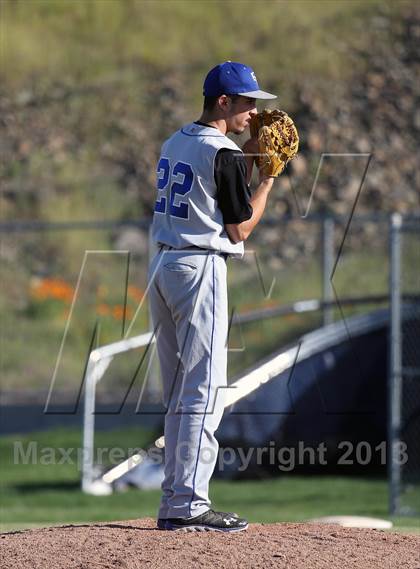 Thumbnail 3 in El Dorado @ Vista del Lago photogallery.