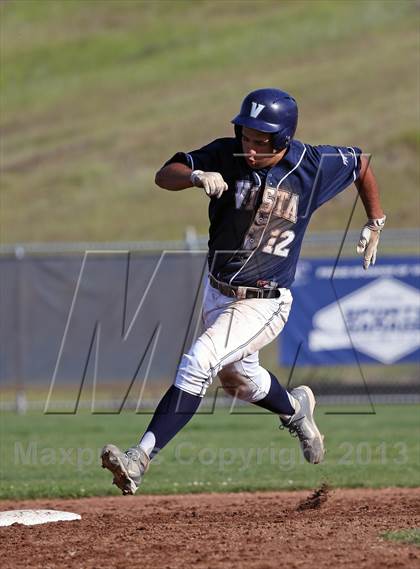 Thumbnail 2 in El Dorado @ Vista del Lago photogallery.