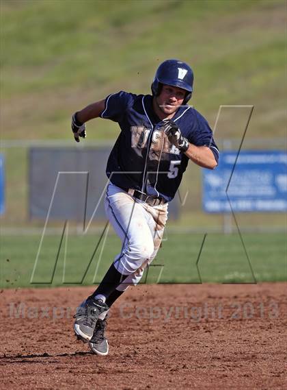Thumbnail 3 in El Dorado @ Vista del Lago photogallery.