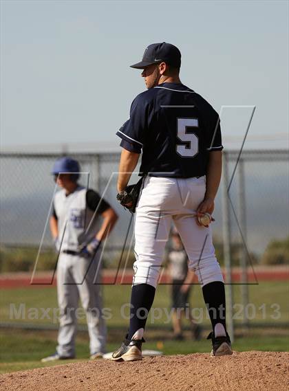 Thumbnail 1 in El Dorado @ Vista del Lago photogallery.
