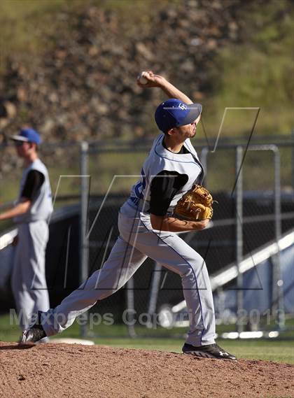Thumbnail 2 in El Dorado @ Vista del Lago photogallery.