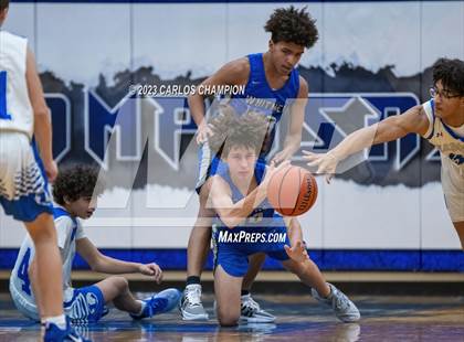 Thumbnail 3 in Whitney @ Lampasas photogallery.