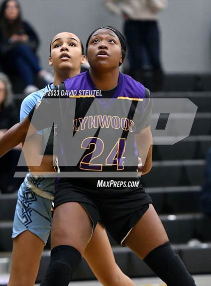 Thumbnail 1 in Pleasant Valley vs. Lynwood (St. Mary's Stockton MLK Showcase) photogallery.