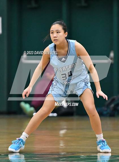 Thumbnail 2 in Pleasant Valley vs. Lynwood (St. Mary's Stockton MLK Showcase) photogallery.