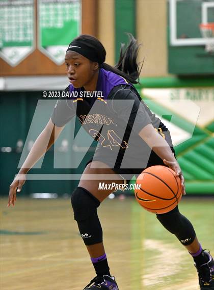 Thumbnail 2 in Pleasant Valley vs. Lynwood (St. Mary's Stockton MLK Showcase) photogallery.