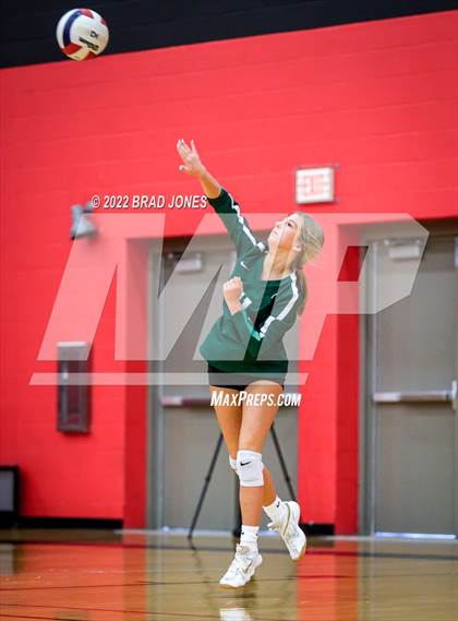 Thumbnail 3 in Green Hill @ Stewarts Creek photogallery.