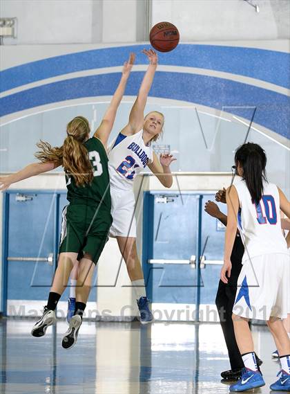 Thumbnail 1 in Colfax vs. Folsom (Lady Bulldog Winter Classic) photogallery.