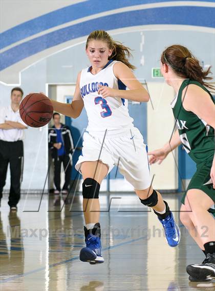 Thumbnail 2 in Colfax vs. Folsom (Lady Bulldog Winter Classic) photogallery.