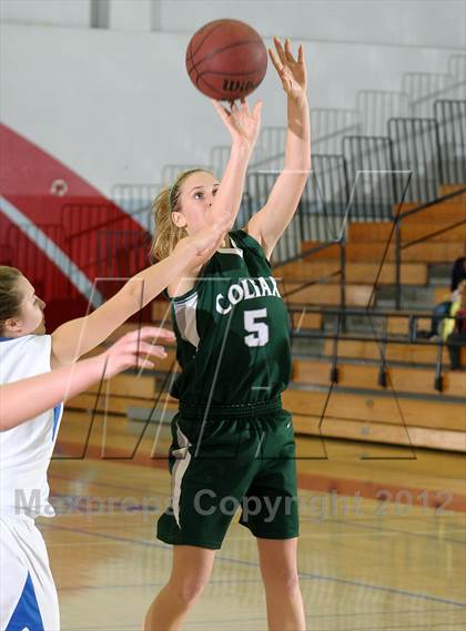 Thumbnail 3 in Colfax vs. Folsom (Lady Bulldog Winter Classic) photogallery.