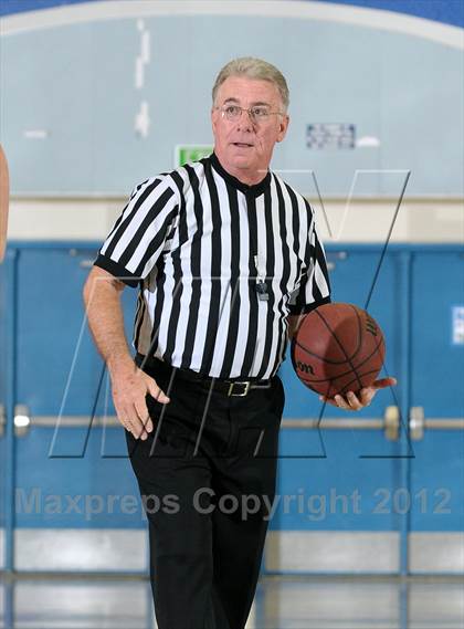 Thumbnail 1 in Colfax vs. Folsom (Lady Bulldog Winter Classic) photogallery.