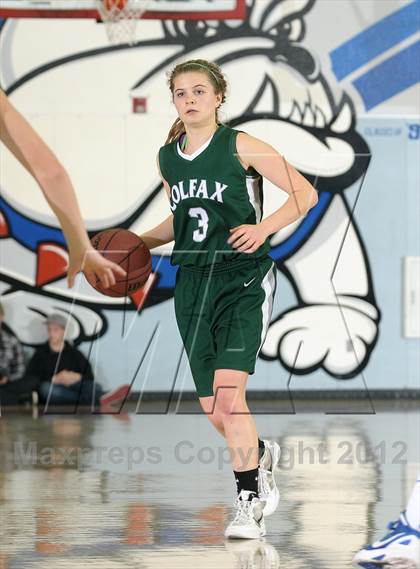 Thumbnail 3 in Colfax vs. Folsom (Lady Bulldog Winter Classic) photogallery.