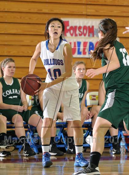 Thumbnail 3 in Colfax vs. Folsom (Lady Bulldog Winter Classic) photogallery.