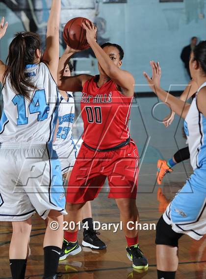 Thumbnail 1 in Azusa vs. Oak Hills (Arroyo Tournament) photogallery.