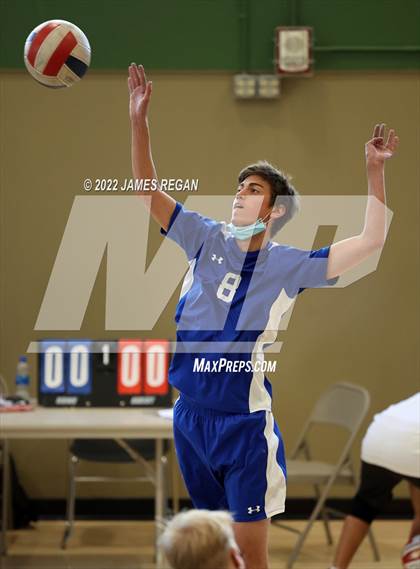 Thumbnail 3 in Serra vs Hillsdale (Sacred Heart Cathedral Prep JV Tournament) photogallery.