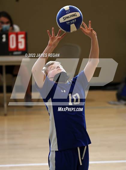 Thumbnail 2 in Serra vs Hillsdale (Sacred Heart Cathedral Prep JV Tournament) photogallery.
