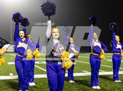 Thumbnail 3 in DeSoto Central (Senior Night) photogallery.