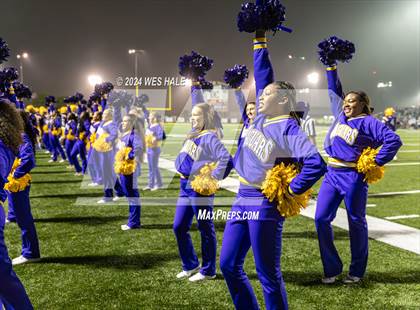 Thumbnail 2 in DeSoto Central (Senior Night) photogallery.