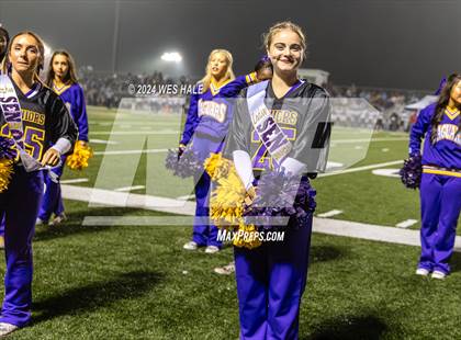 Thumbnail 1 in DeSoto Central (Senior Night) photogallery.
