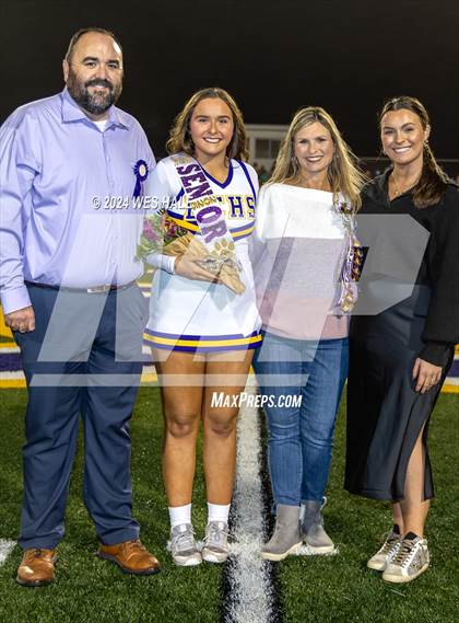 Thumbnail 1 in DeSoto Central (Senior Night) photogallery.