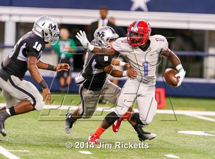 Thumbnail 2 in Skyline vs Martin (Southwest Showcase) photogallery.