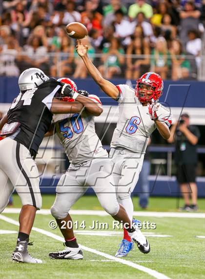 Thumbnail 2 in Skyline vs Martin (Southwest Showcase) photogallery.