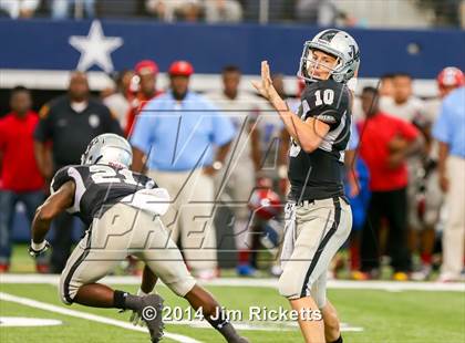 Thumbnail 2 in Skyline vs Martin (Southwest Showcase) photogallery.