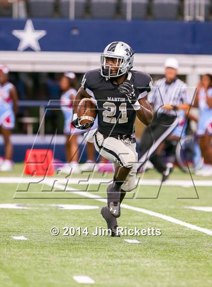 Thumbnail 1 in Skyline vs Martin (Southwest Showcase) photogallery.