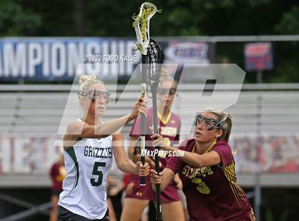 Thumbnail 3 in Guilford vs. St. Joseph (CIAC Class M Final) photogallery.