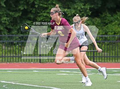 Thumbnail 3 in Guilford vs. St. Joseph (CIAC Class M Final) photogallery.