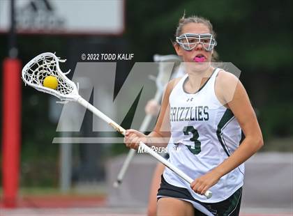Thumbnail 3 in Guilford vs. St. Joseph (CIAC Class M Final) photogallery.