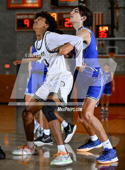 Thumbnail 2 in Orangewood Academy vs. Santa Margarita (Mater Dei Extravaganza) photogallery.
