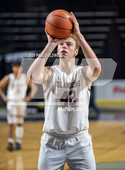 Thumbnail 1 in Lakes vs. Mercer Island (King Showcase) photogallery.