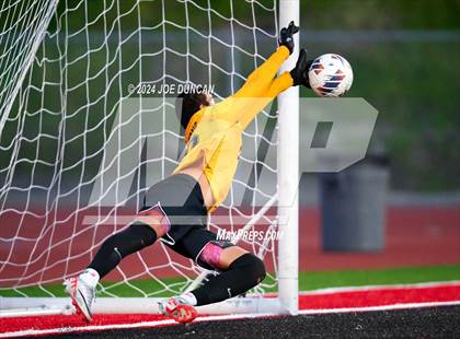 Thumbnail 2 in San Clemente vs Mater Dei (CIF SS Open Div Quarter Final) photogallery.