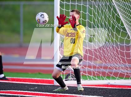 Thumbnail 3 in San Clemente vs Mater Dei (CIF SS Open Div Quarter Final) photogallery.