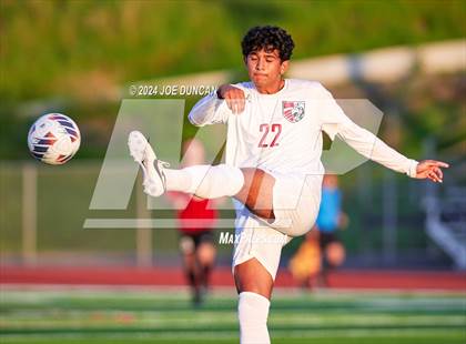 Thumbnail 2 in San Clemente vs Mater Dei (CIF SS Open Div Quarter Final) photogallery.