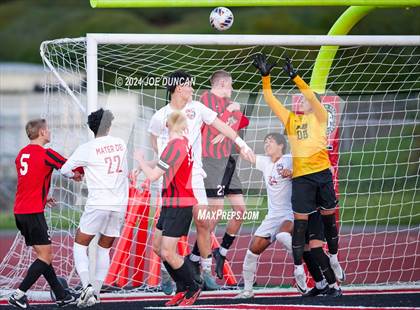Thumbnail 3 in San Clemente vs Mater Dei (CIF SS Open Div Quarter Final) photogallery.