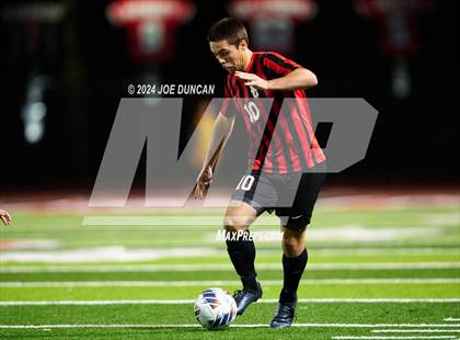 Thumbnail 2 in San Clemente vs Mater Dei (CIF SS Open Div Quarter Final) photogallery.