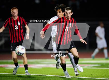 Thumbnail 2 in San Clemente vs Mater Dei (CIF SS Open Div Quarter Final) photogallery.