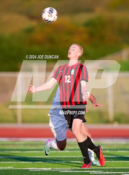 Thumbnail 2 in San Clemente vs Mater Dei (CIF SS Open Div Quarter Final) photogallery.