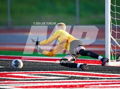 Thumbnail 2 in San Clemente vs Mater Dei (CIF SS Open Div Quarter Final) photogallery.