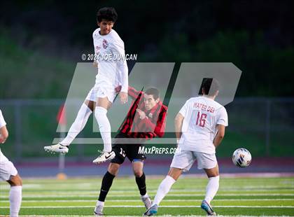 Thumbnail 1 in San Clemente vs Mater Dei (CIF SS Open Div Quarter Final) photogallery.