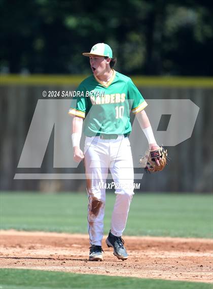Thumbnail 2 in Richmond vs. Caldwell Academy photogallery.