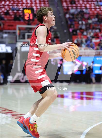 Thumbnail 1 in Bountiful vs. Olympus (UHSAA 5A Final) photogallery.