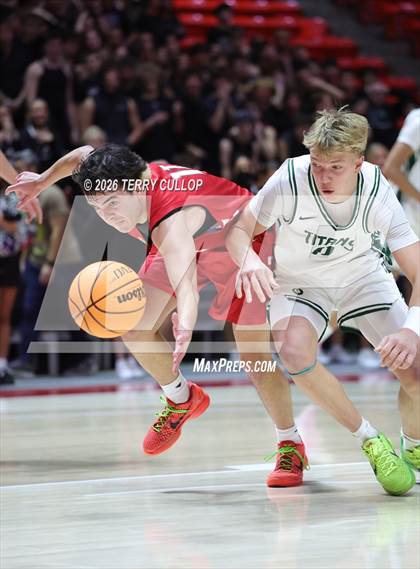 Thumbnail 1 in Bountiful vs. Olympus (UHSAA 5A Final) photogallery.