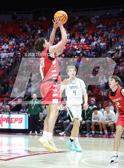 Thumbnail 3 in Bountiful vs. Olympus (UHSAA 5A Final) photogallery.