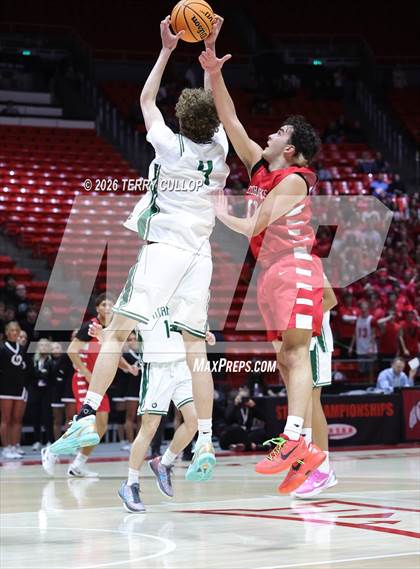 Thumbnail 3 in Bountiful vs. Olympus (UHSAA 5A Final) photogallery.