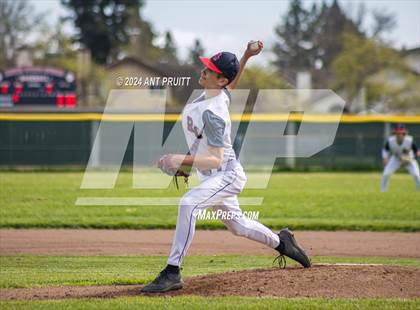 Thumbnail 2 in Windsor @ Rancho Cotate photogallery.