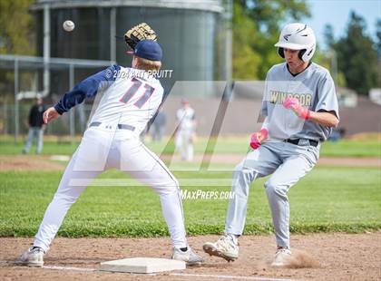 Thumbnail 1 in Windsor @ Rancho Cotate photogallery.