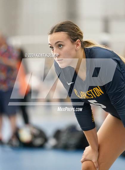 Thumbnail 1 in Lake Fenton vs. Clarkston (Motor City Power Series) photogallery.