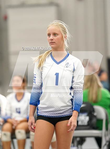 Thumbnail 3 in Lake Fenton vs. Clarkston (Motor City Power Series) photogallery.